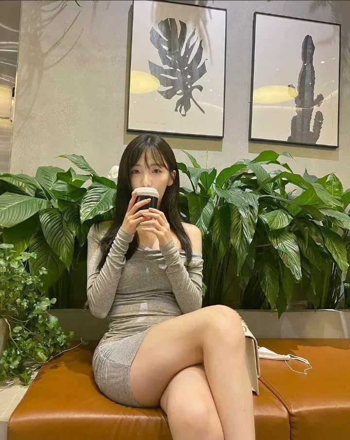 모델 이소영님 | mbong.kr
