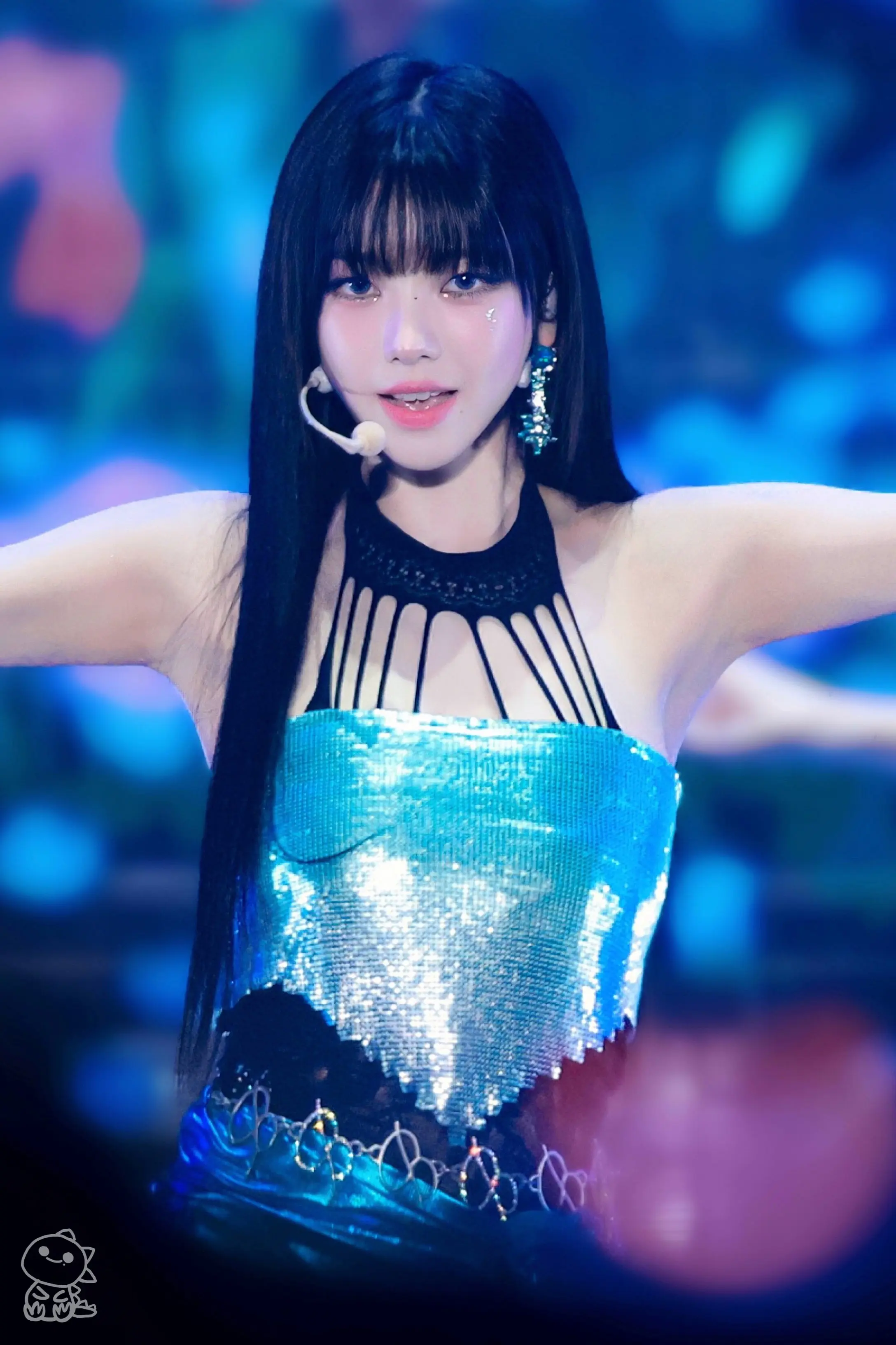 에스파 카리나 홀터넥 민소매 매끈 겨드랑이 (+ 누드 착시 등짝) - 유저방송 - 엠봉