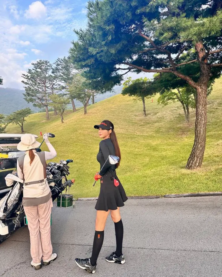 유다연 인스타 타이트한 골프복 몸매 | mbong.kr 엠봉