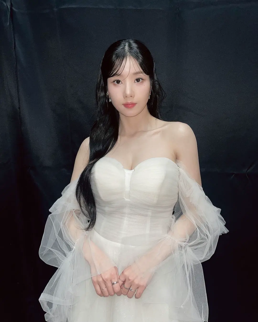 권은비 순백의 드레스 인스타 | mbong.kr 엠봉