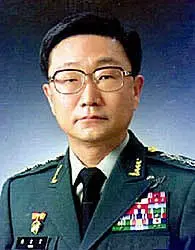 서울대학교 최초의 육군 대장 | mbong.kr 엠봉