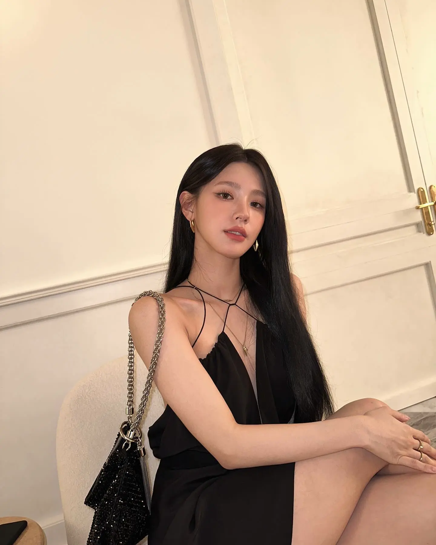 (여자)아이들 미연 섹시한 블랙 끈 민소매 드레스 | mbong.kr 엠봉