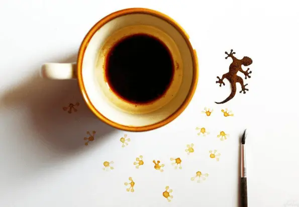 커피와 커피 찌꺼기로 그린 그림 | mbong.kr 엠봉