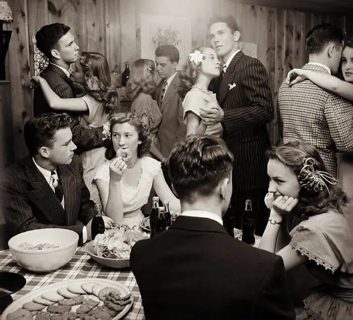 40년대 미국 고딩들 집파티. | mbong.kr 엠봉