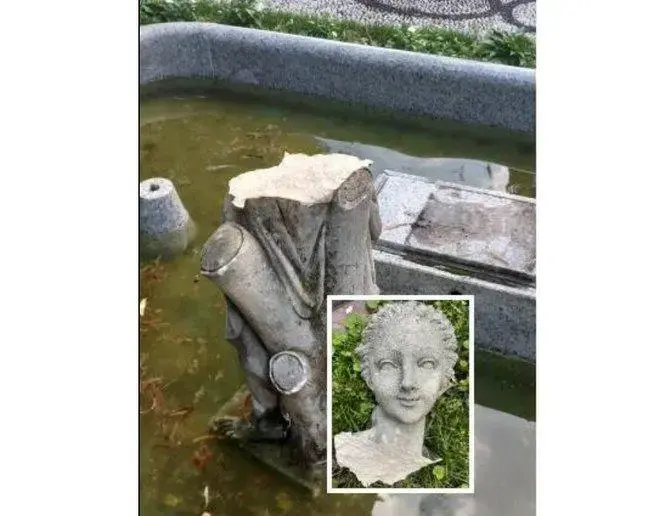 인증샷 찍다가 이탈리아 150년된 조각상 박살 | mbong.kr 엠봉