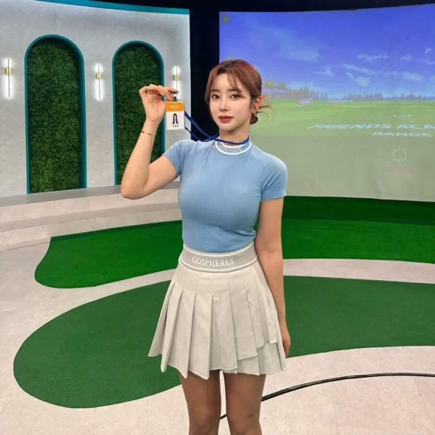 뛰어난 미모와 피지컬을 소유한 골프선수 | mbong.kr 엠봉
