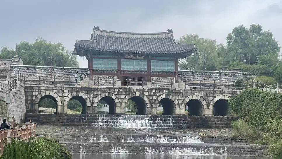 킹오브 파이터 한국 성지 찾아온 일본인 | mbong.kr 엠봉