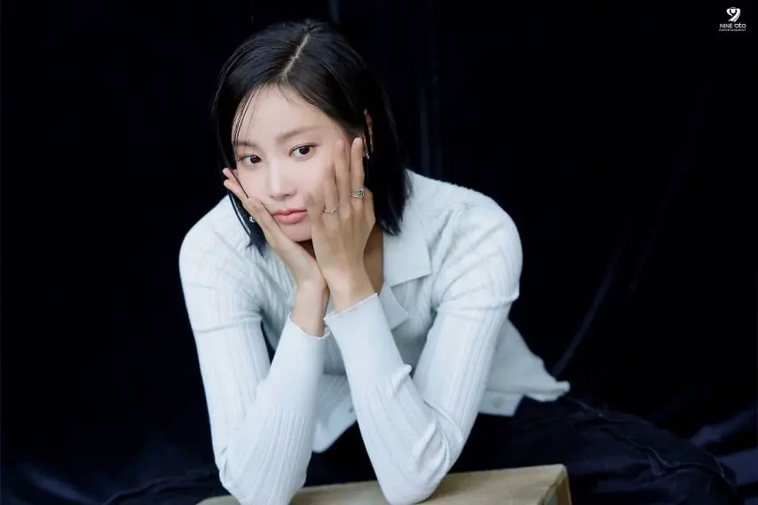 연우 아레나 화보 촬영 비하인드 - 모두의 광장 - 엠봉