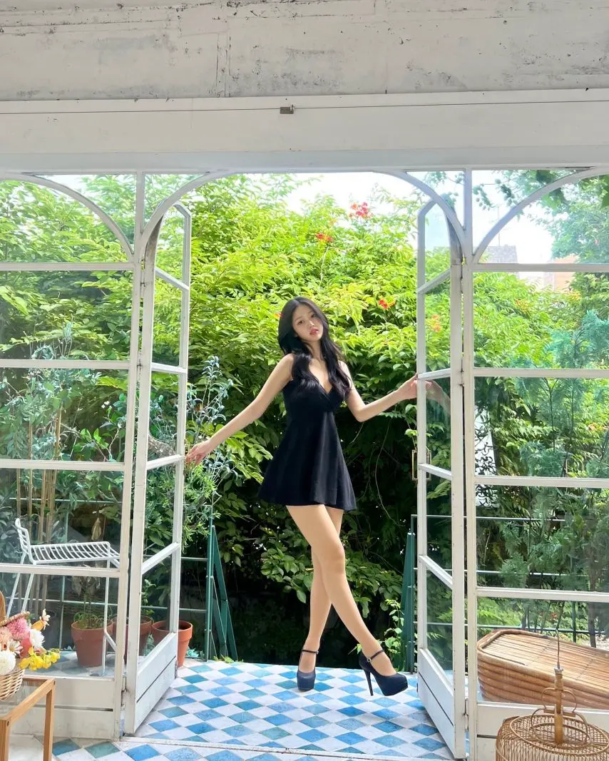 락킷걸 한이슬 인스타 - 여자 연예인 갤러리 - 엠봉