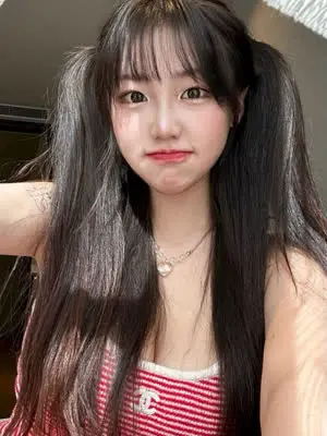 기무세딘 인스타 빨간 줄무늬 나시 - 므훗갤러리 - 엠봉