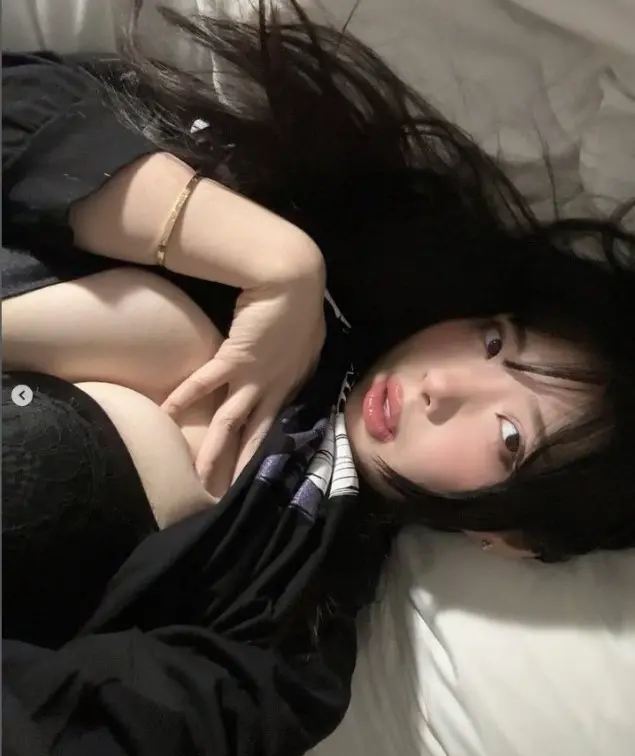 침대에서 100% 유혹 가능한 자세 | mbong.kr 엠봉