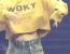 노란 크롭티 잘록한 허리와 배꼽 기립근 은근섹시 아이유 - 콘서트