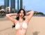 해운대에서 흰 끈비키니 입은 모델 김우현 언더붑 가슴골